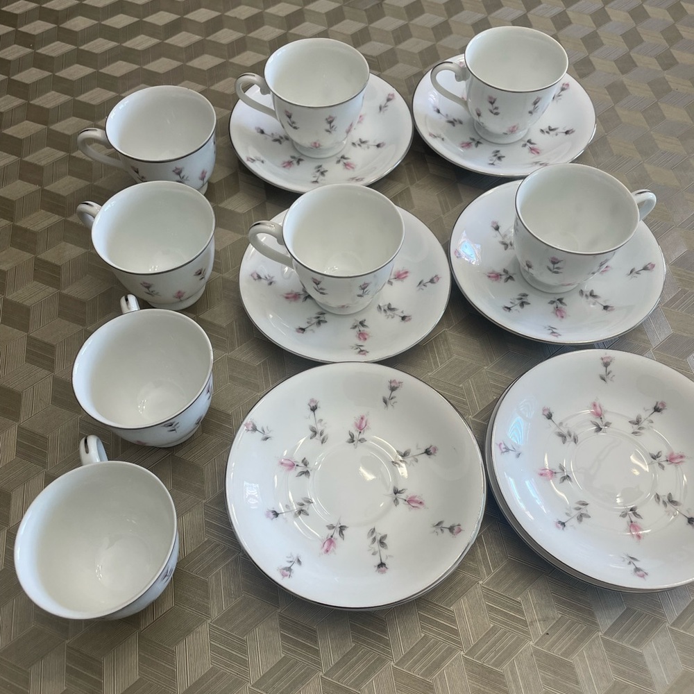 Harmony House Fine China Coffee Set - Picture 12 of 16